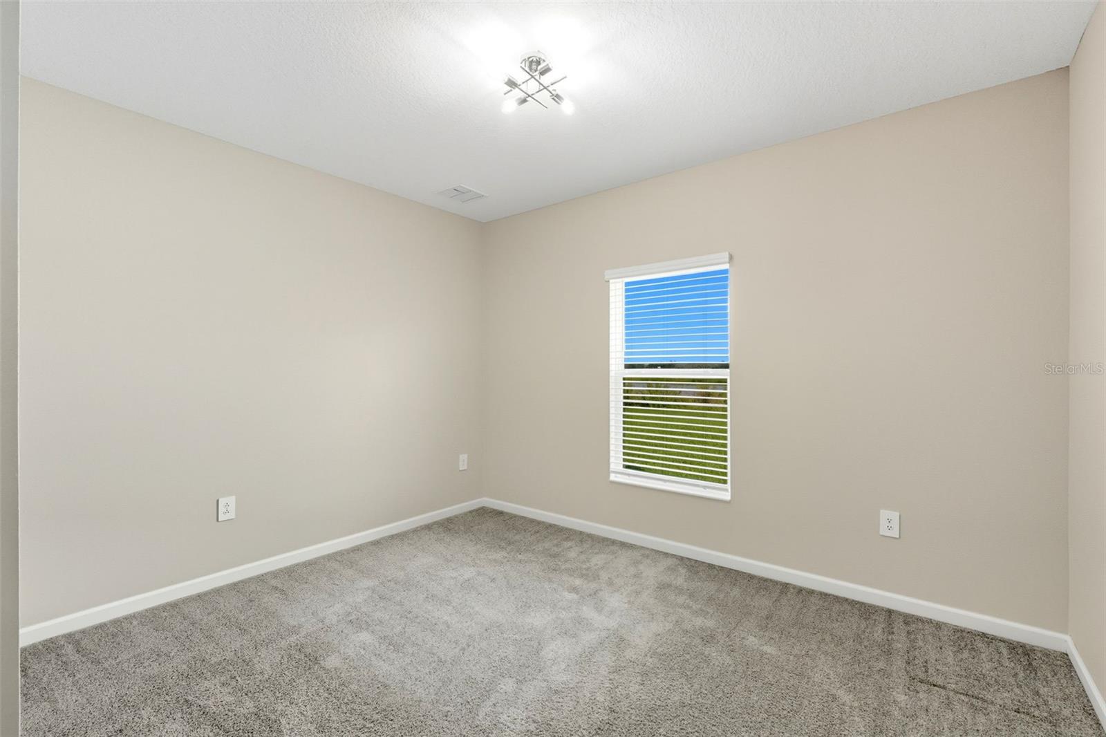 724 Daring Dr, Davenport, FL 33837 photo
