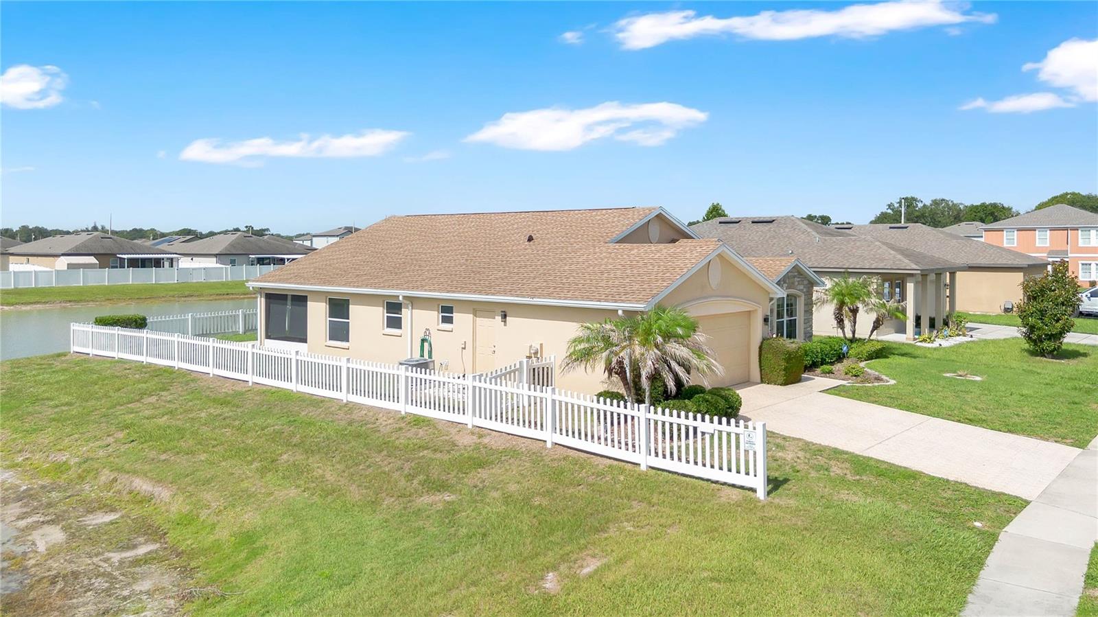 4919 Saint James Dr, Winter Haven, FL 33881 photo