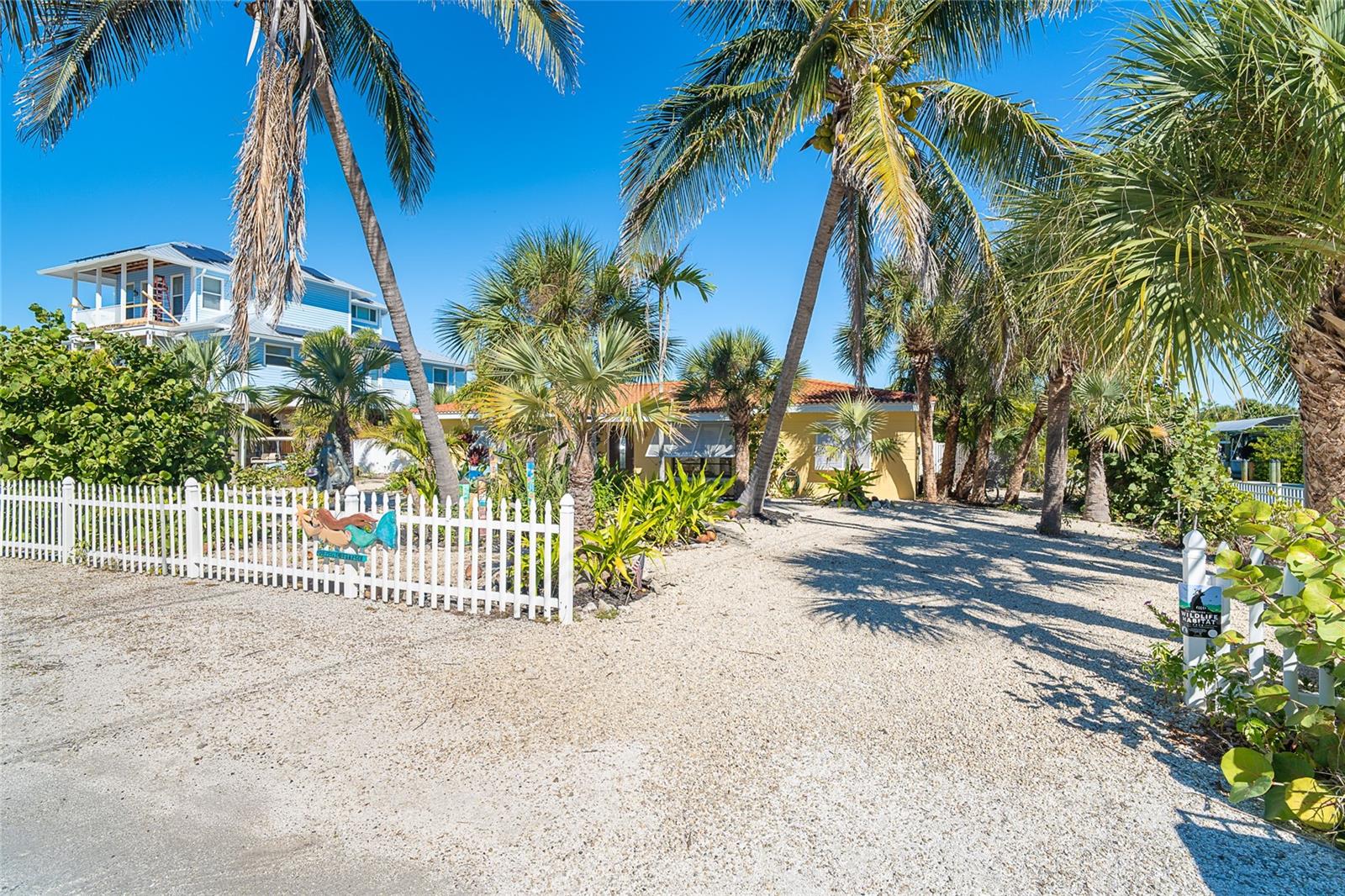 90 N Gulf Blvd, Placida, FL 33946 photo
