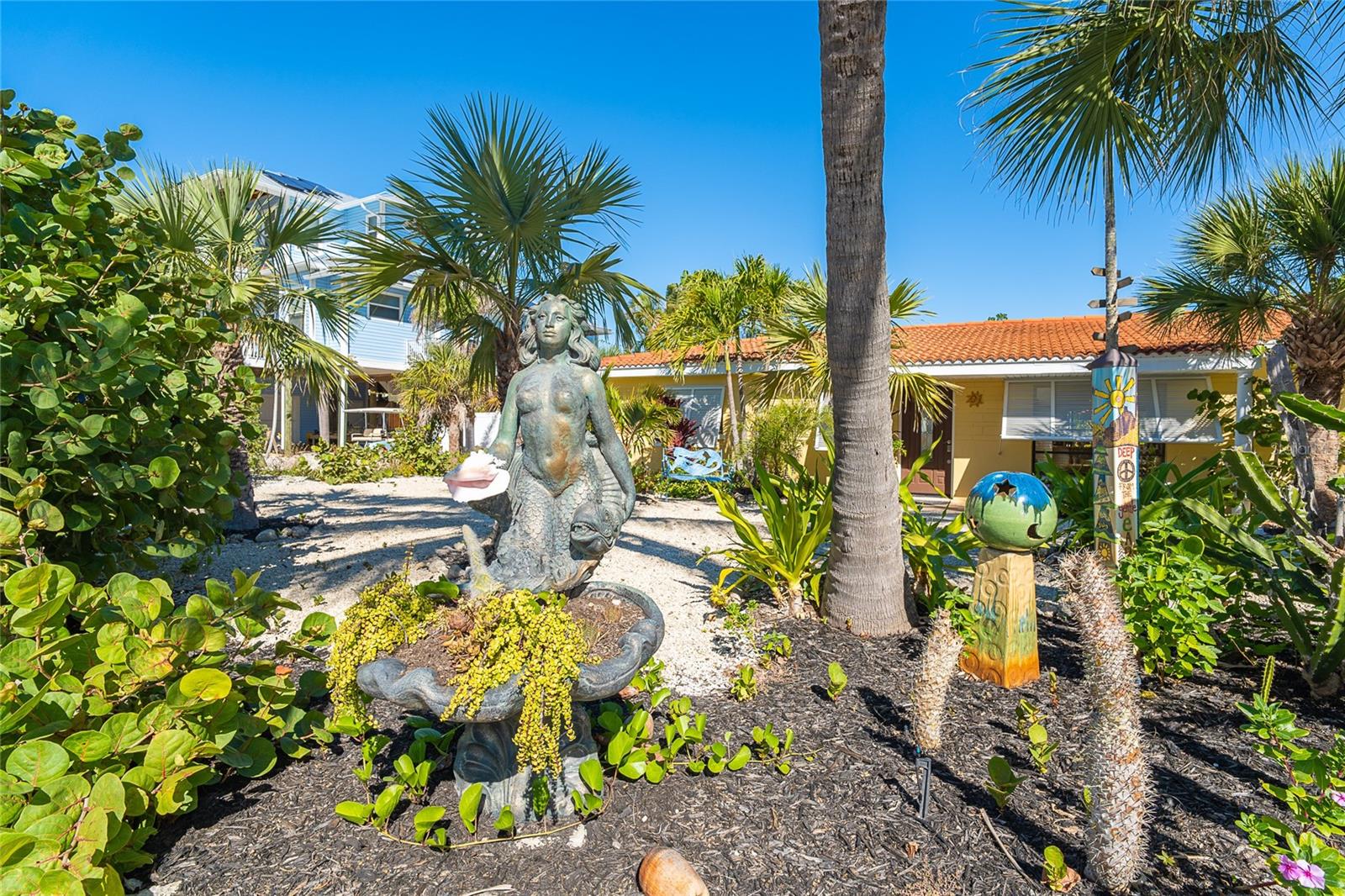 90 N Gulf Blvd, Placida, FL 33946 photo