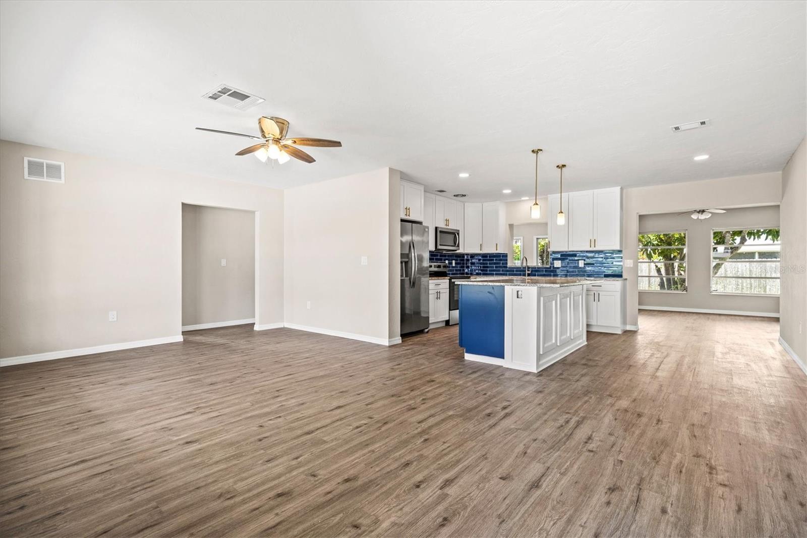 106 Aurora St, Venice, FL 34285 photo