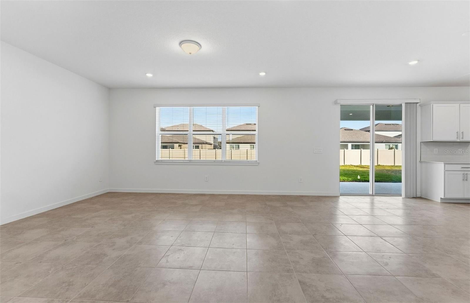 11133 Sycamore Glen Loop, Thonotosassa, FL 33592 photo