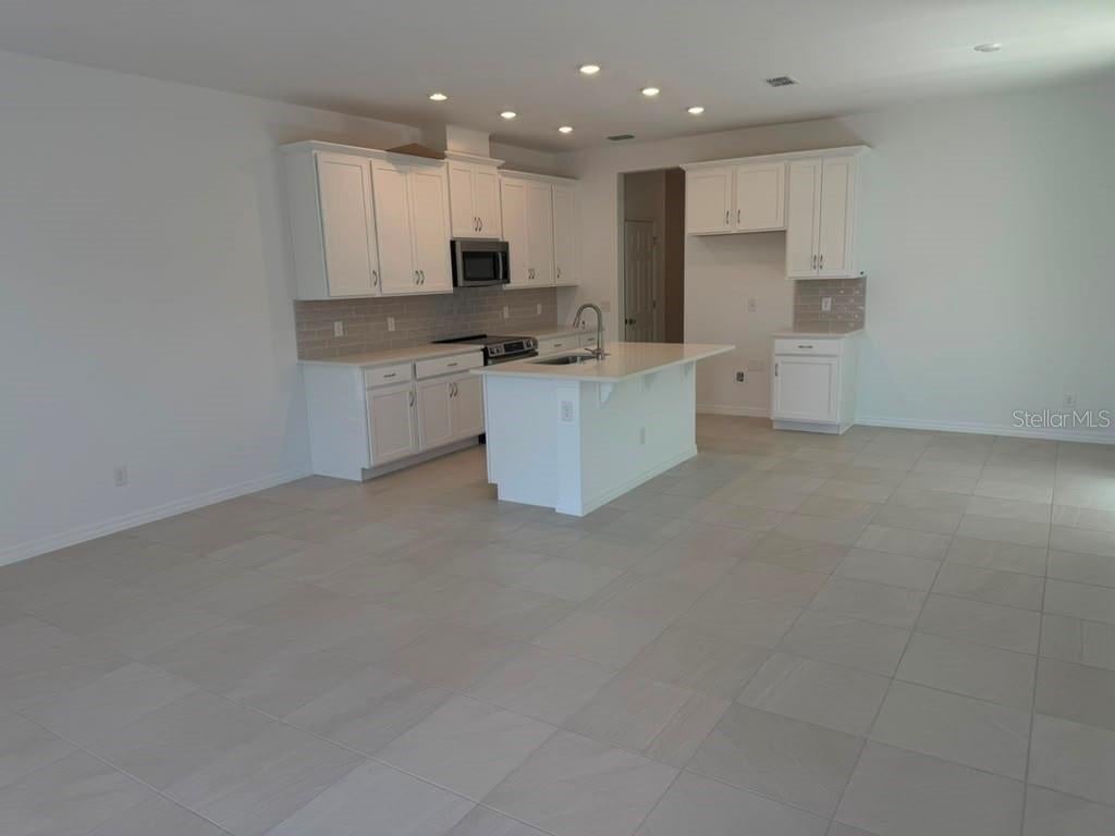 408 Oak Flat Aly, Groveland, FL 34736 photo