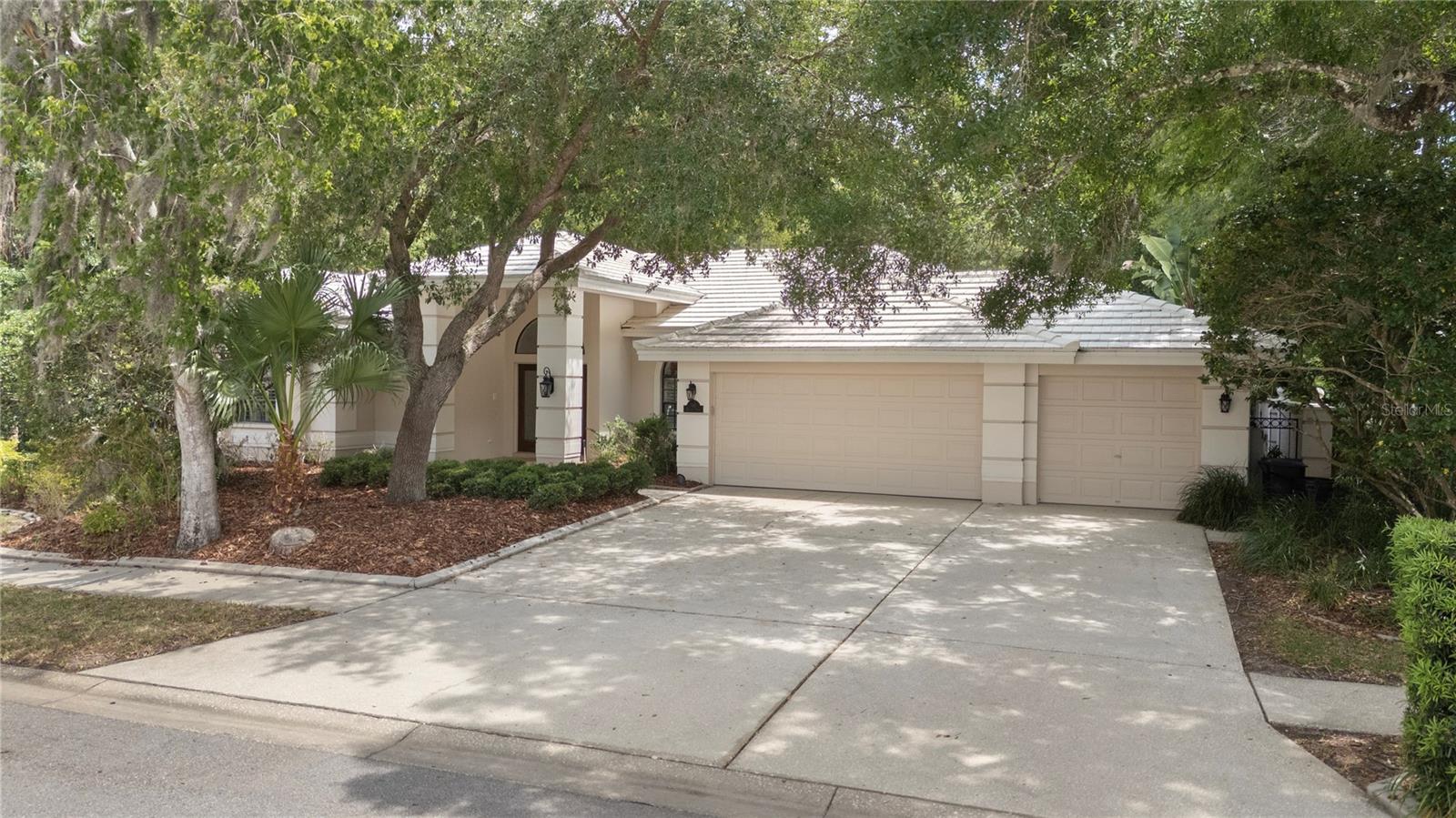 50 Kelleys Trl, Oldsmar, FL 34677