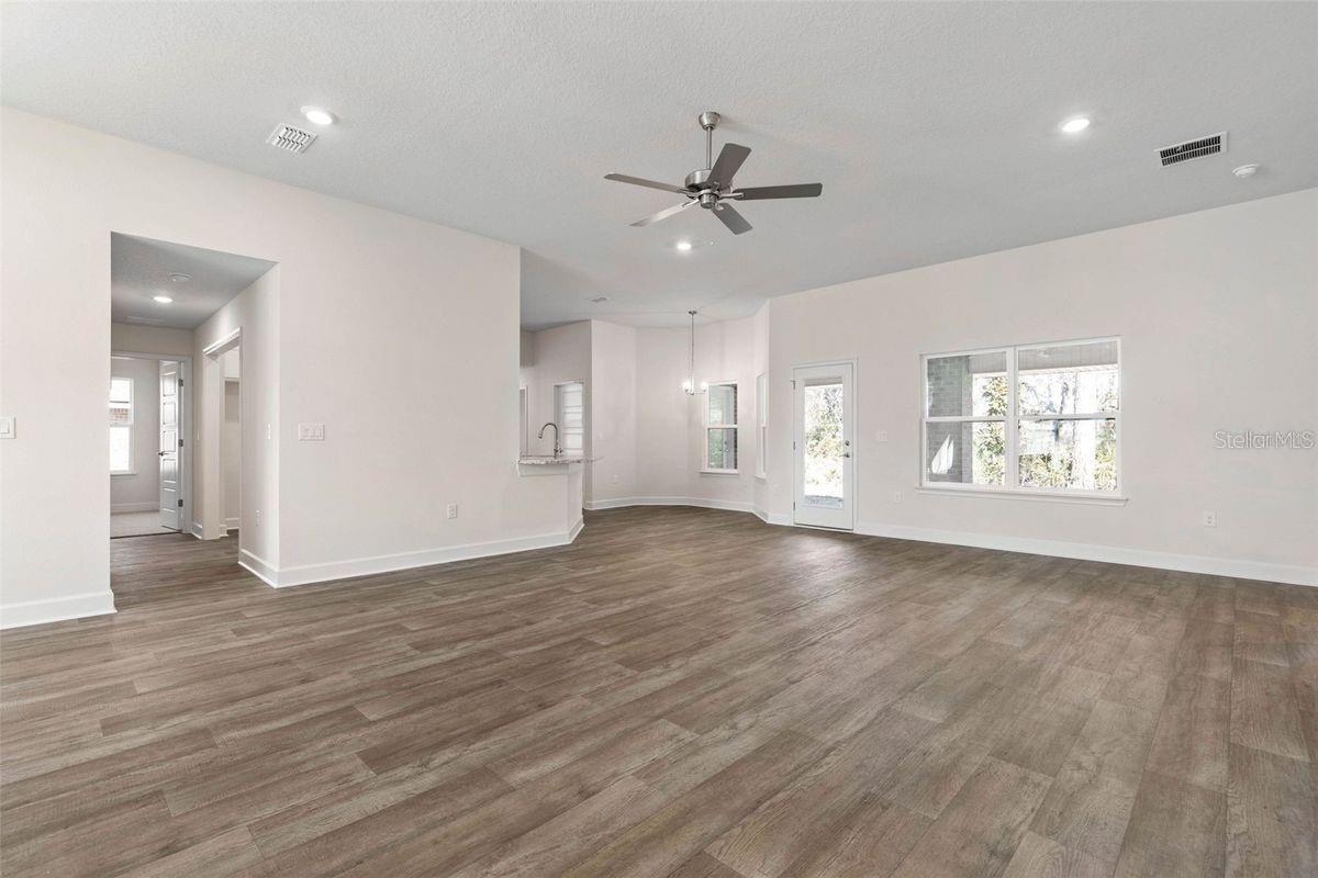 98 Rolling Sands Dr, Palm Coast, FL 32164 photo