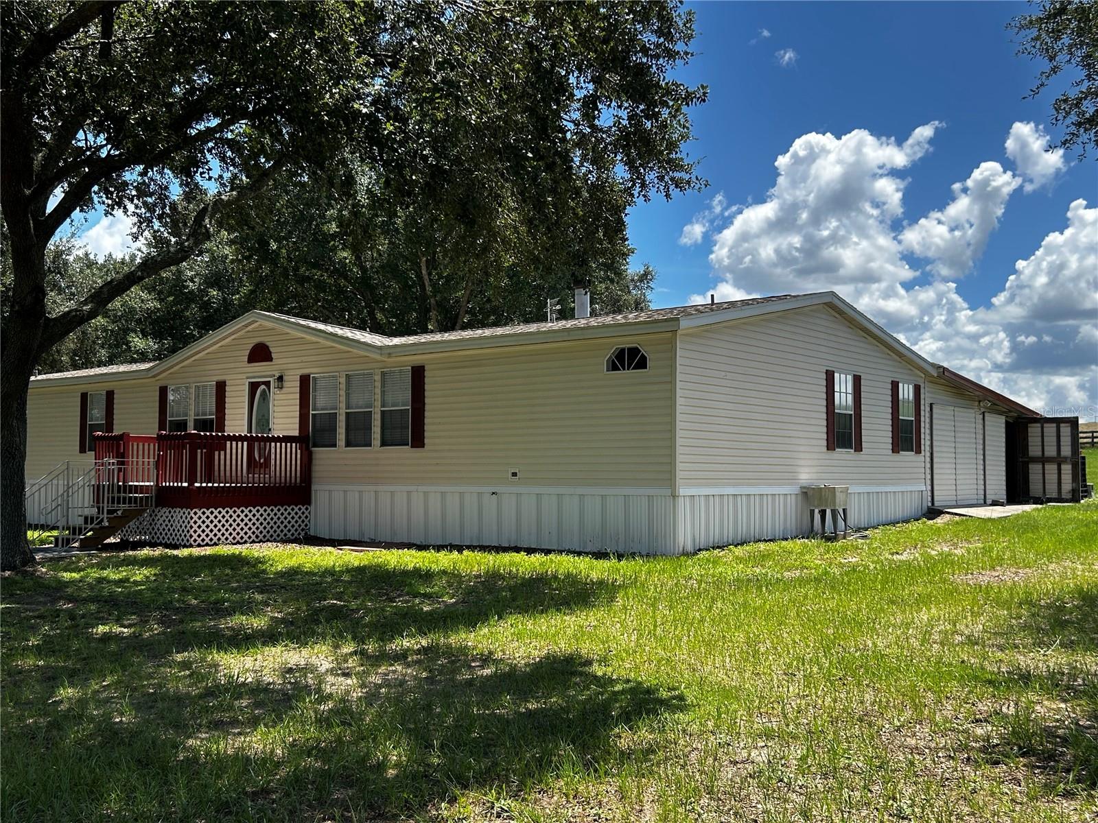 8535 23 St, Zephyrhills, FL 33540 photo