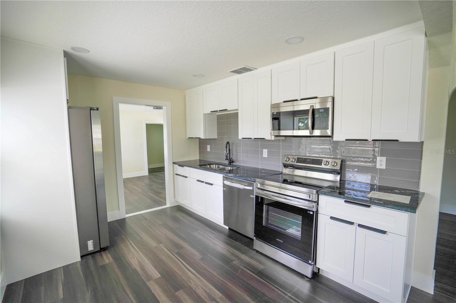 4400 6 Ave, Saint Petersburg, FL 33711 photo