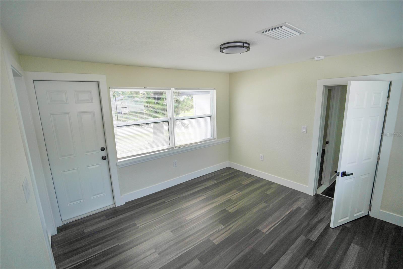 4400 6 Ave, Saint Petersburg, FL 33711 photo