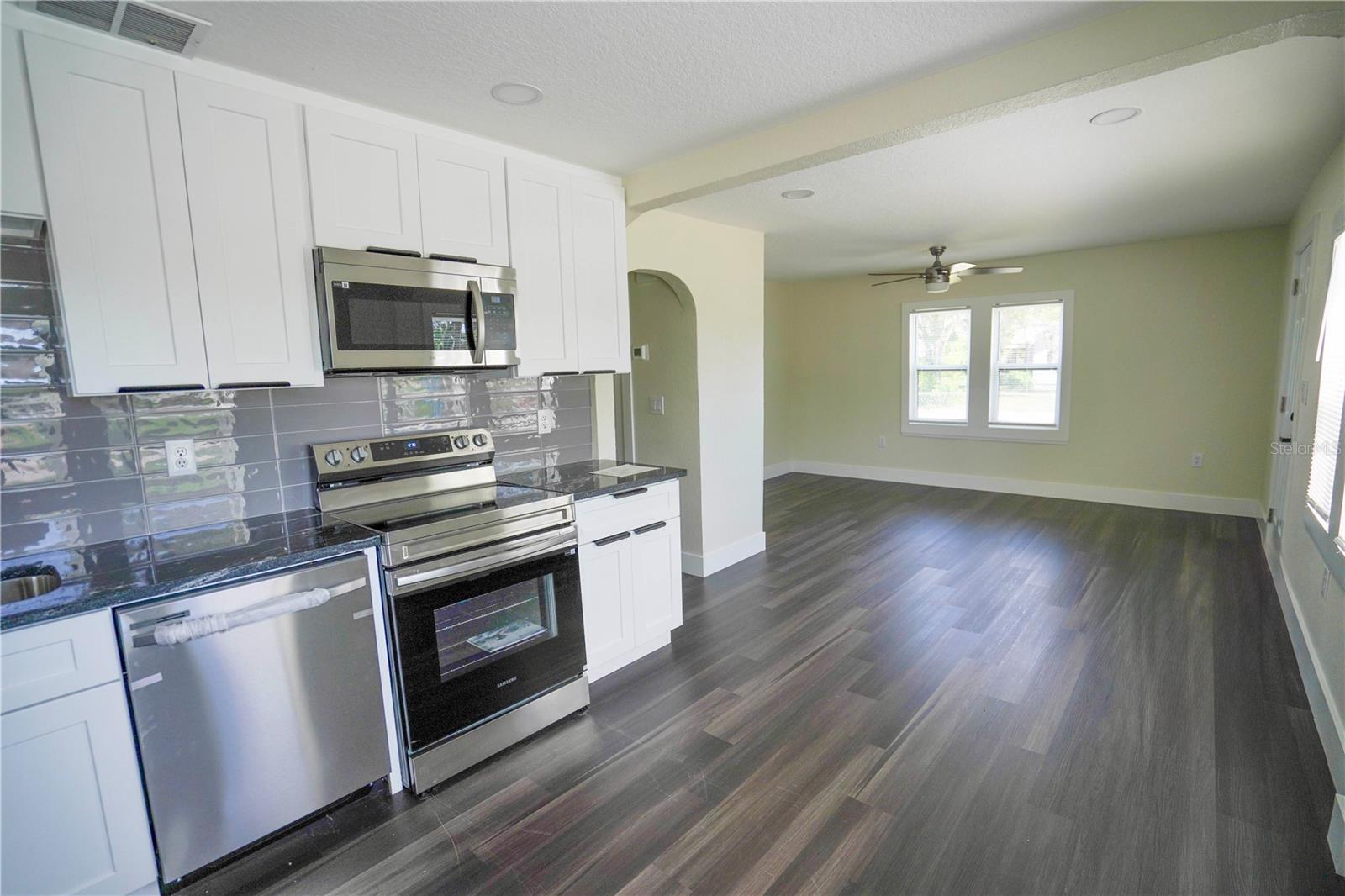 4400 6 Ave, Saint Petersburg, FL 33711 photo