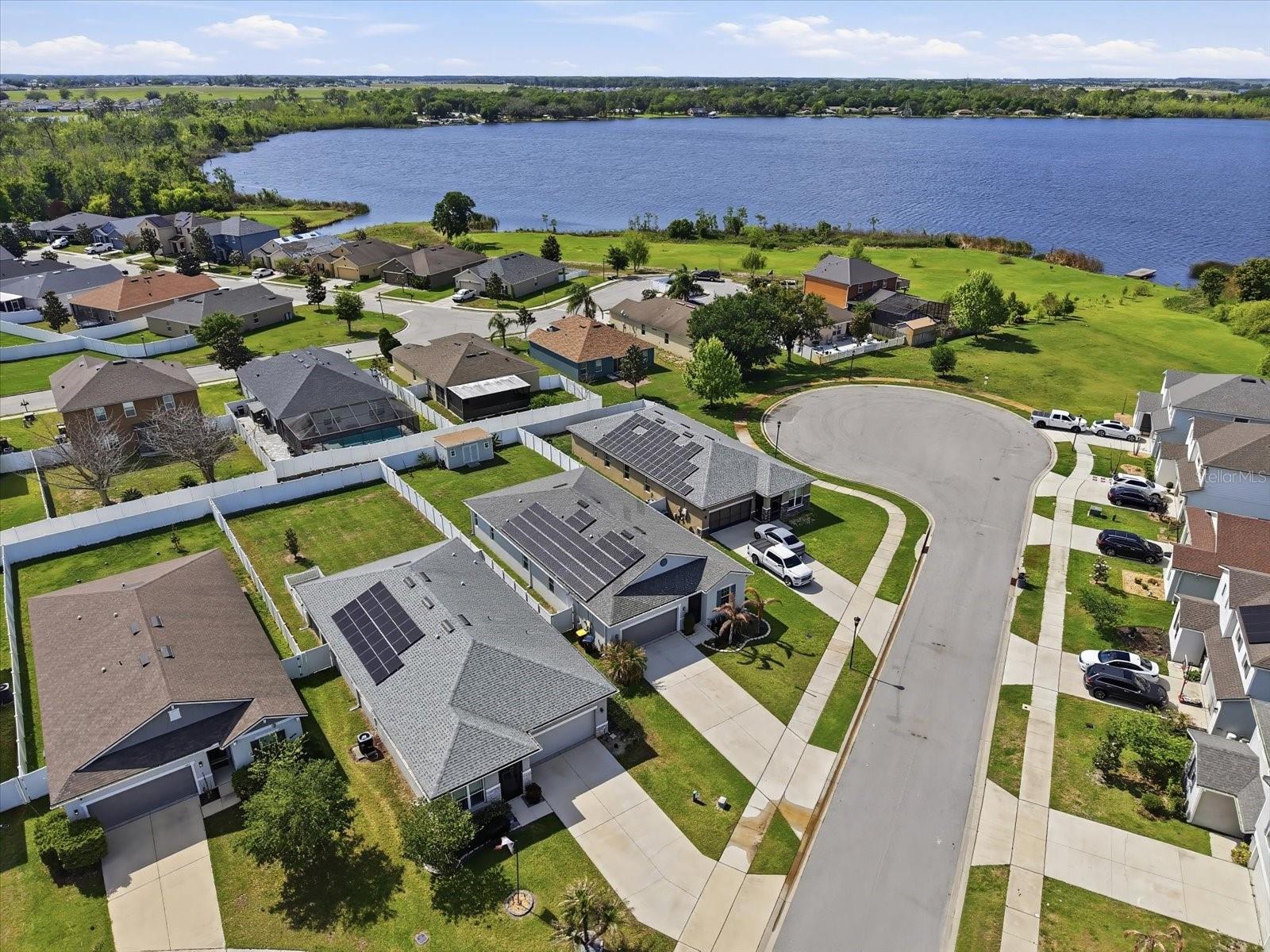 120 Summershore Dr, Auburndale, FL 33823 photo