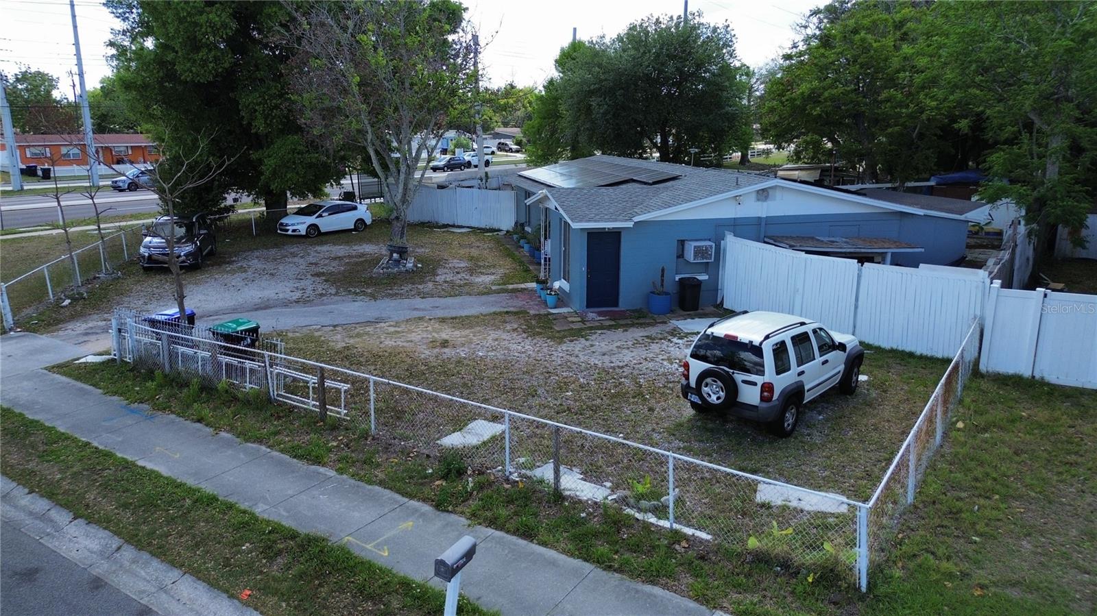 5828 Harcourt Ave, Orlando, FL 32839 photo