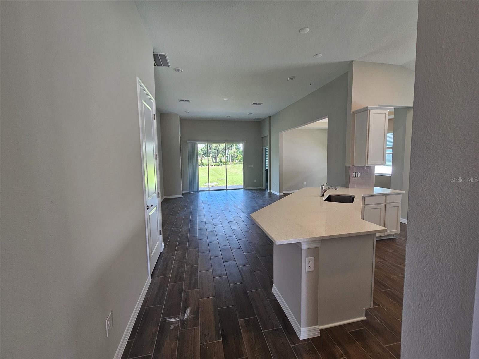 1247 Honeycomb Pl, Seffner, FL 33584 photo