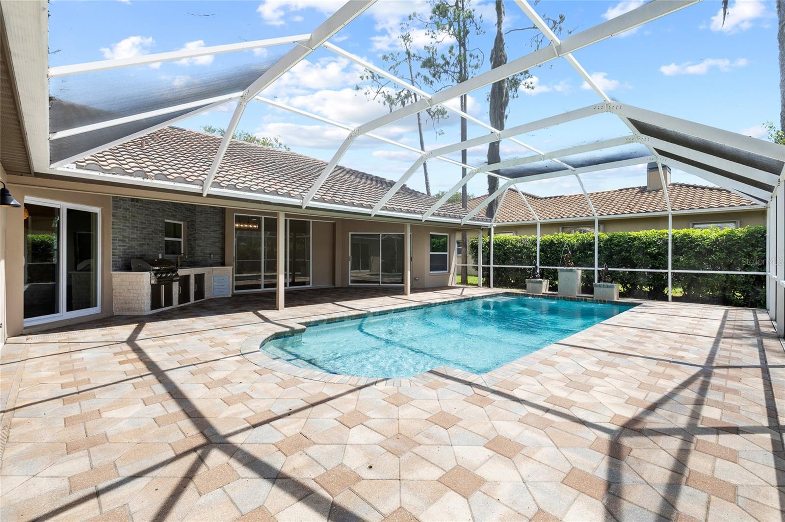 1384 Forestedge Blvd, Oldsmar, FL 34677 photo