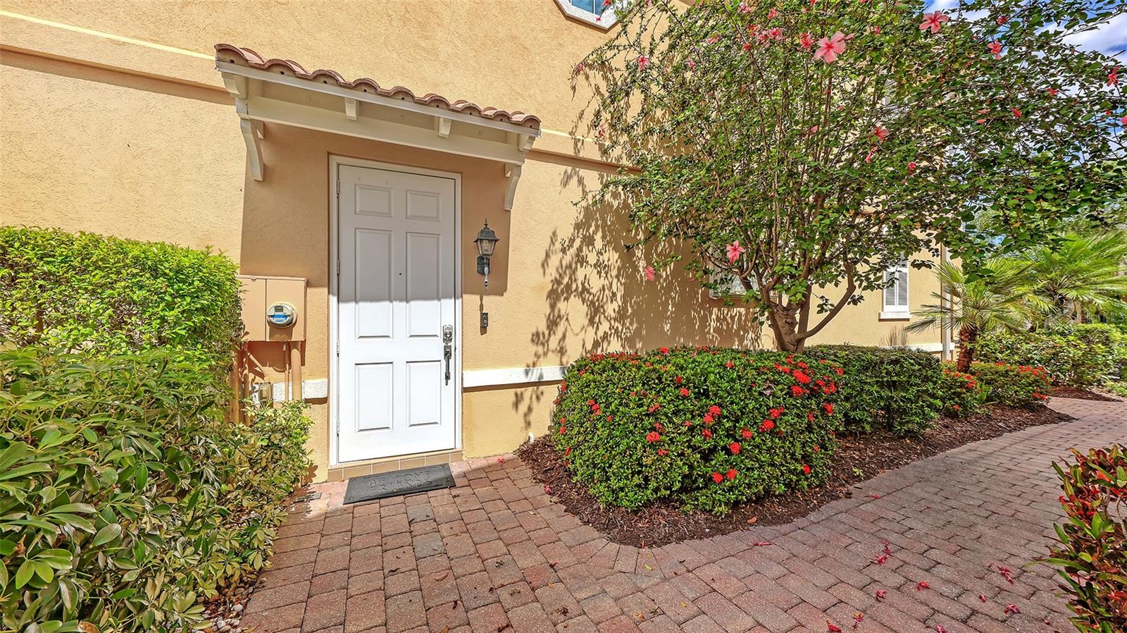 1586 Dorgali Dr, Sarasota, FL 34238 photo