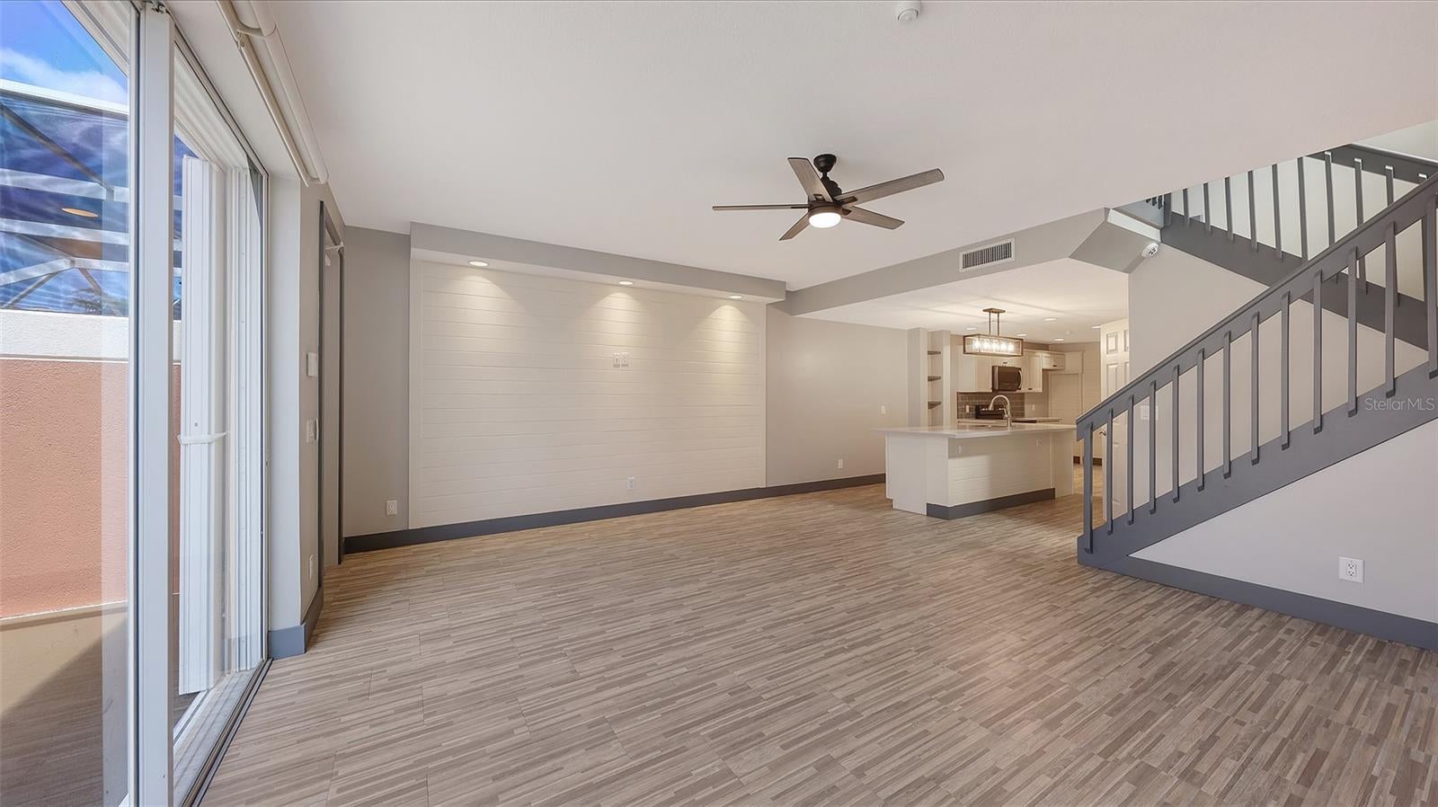 1586 Dorgali Dr, Sarasota, FL 34238 photo