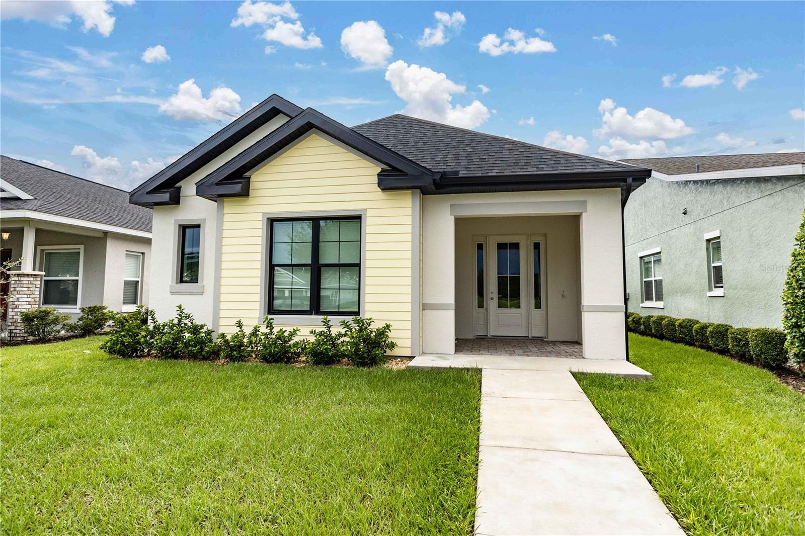 10619 Grand Oaks Blvd, Oxford, FL 34484