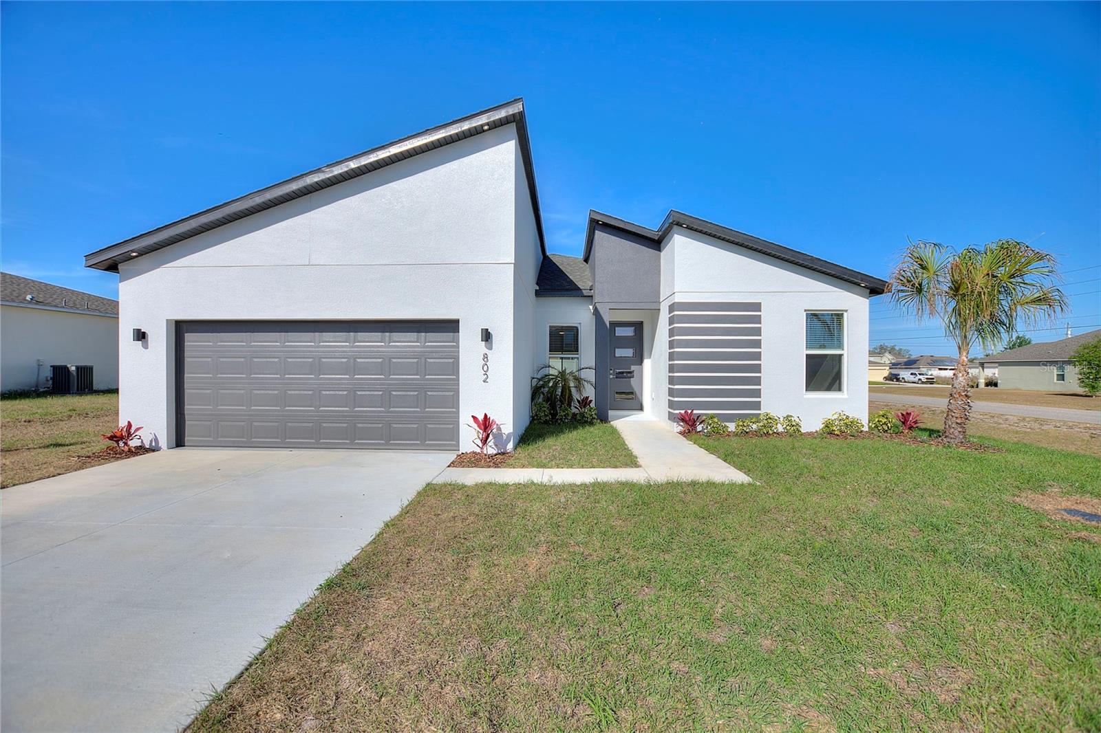 802 James Dr, Poinciana, FL 34759