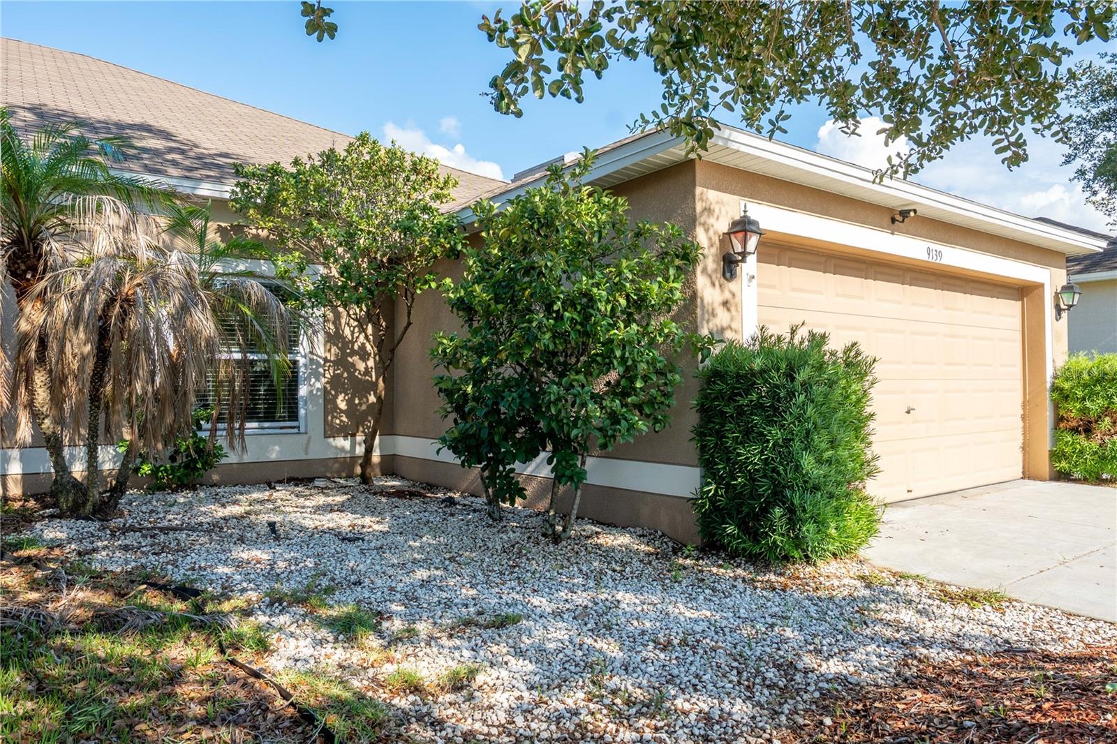 9139 Southern Charm Cir, Brooksville, FL 34613 photo