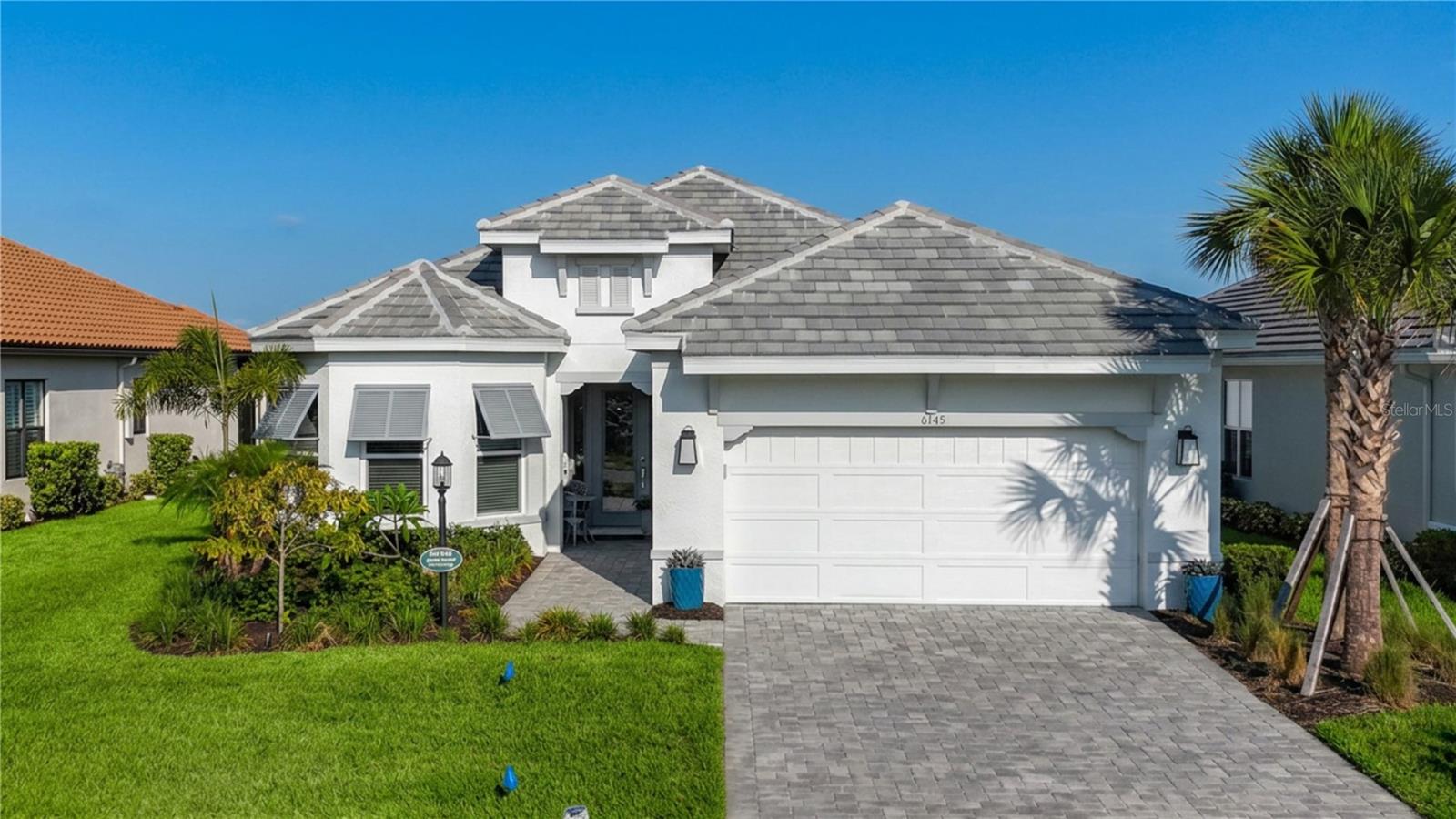 6145 Grandview Hill Ct, Bradenton, FL 34203