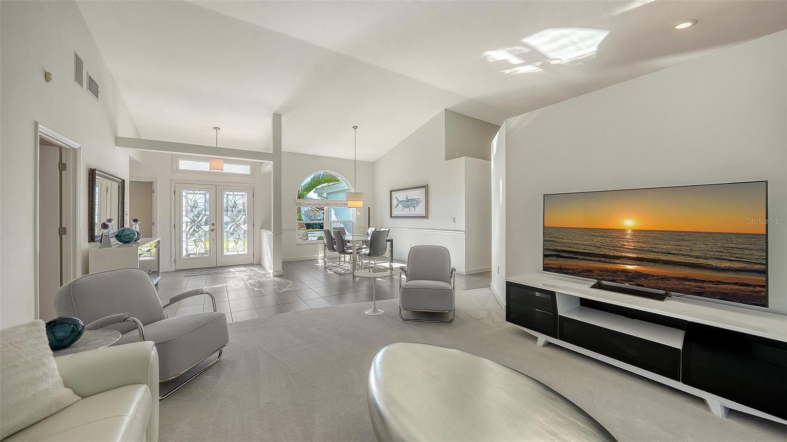 6948 Stetson Street Cir, Sarasota, FL 34243 photo