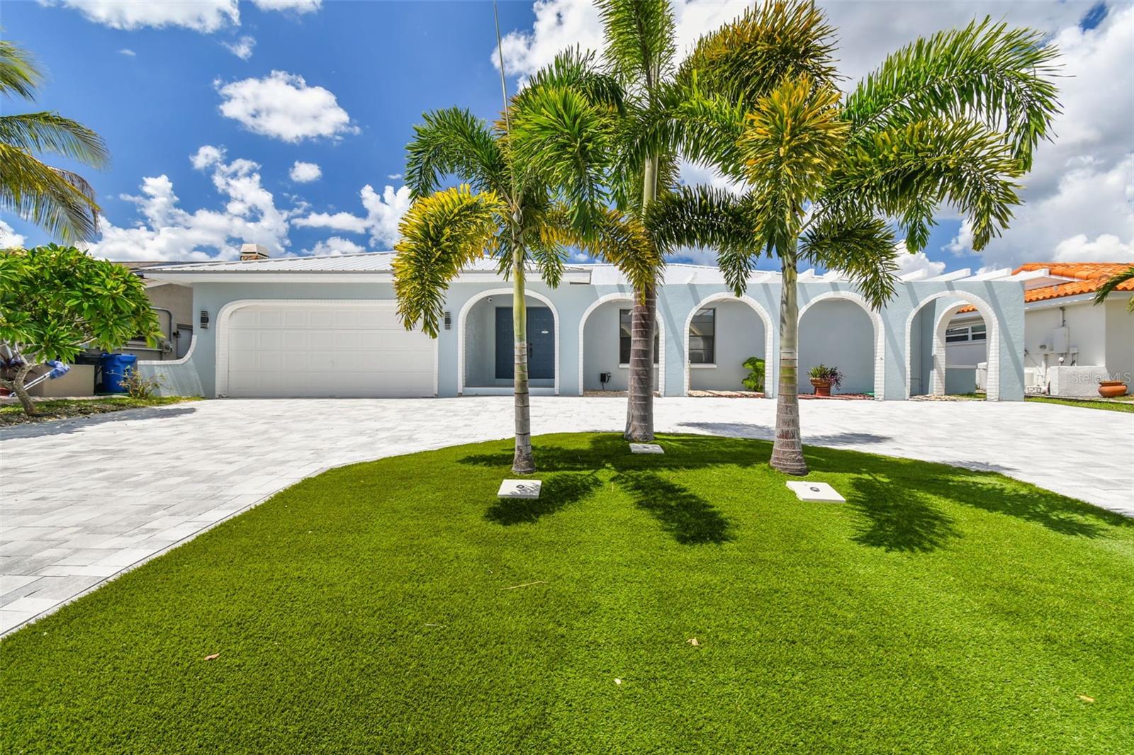 919 Chipaway Dr, Apollo Beach, FL 33572 photo