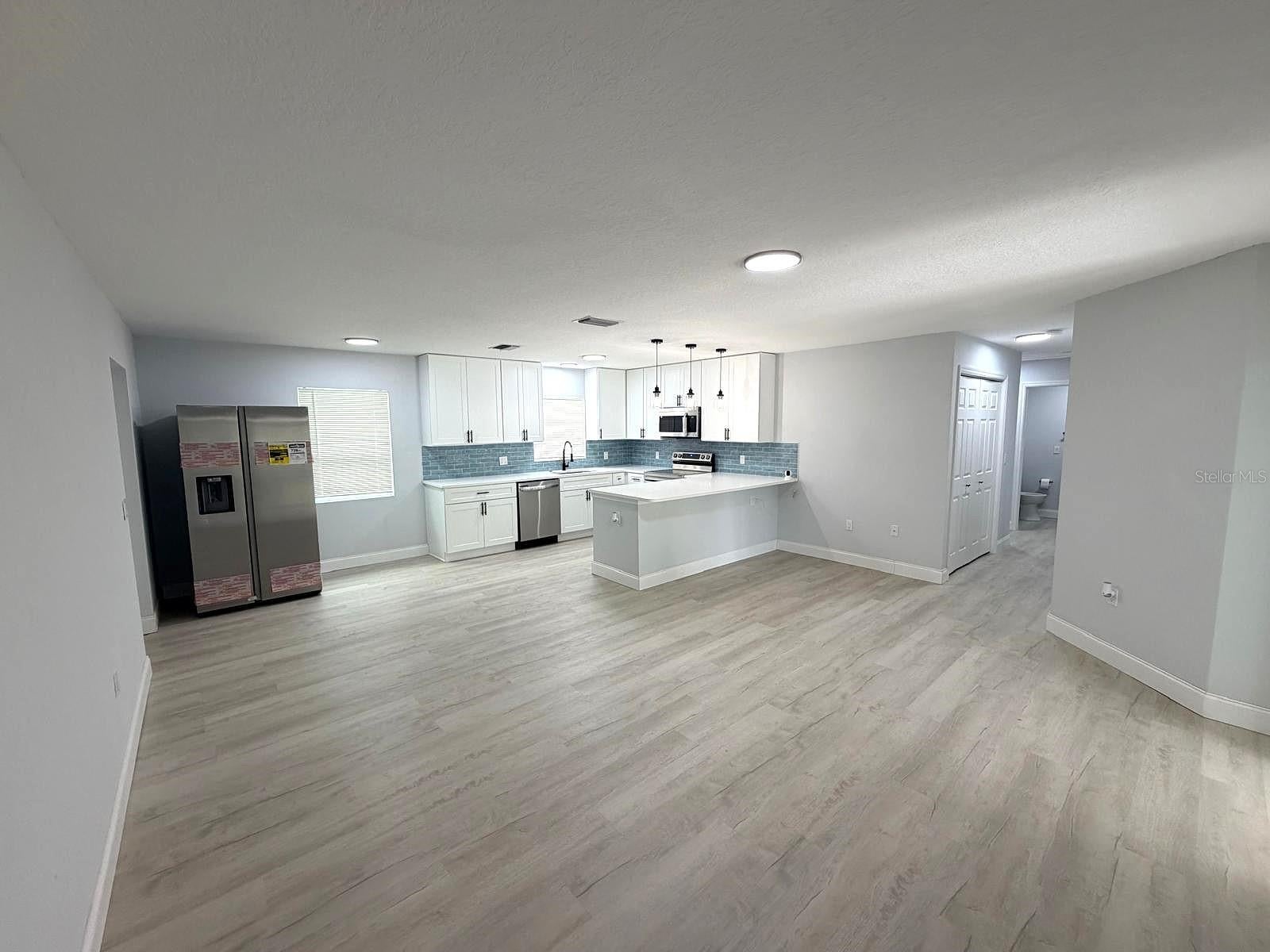 445 NW 10 Ave, Webster, FL 33597 photo