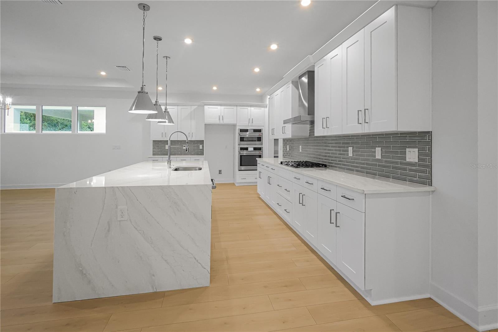 1615 Bellagio Loop, Tavares, FL 32778 photo
