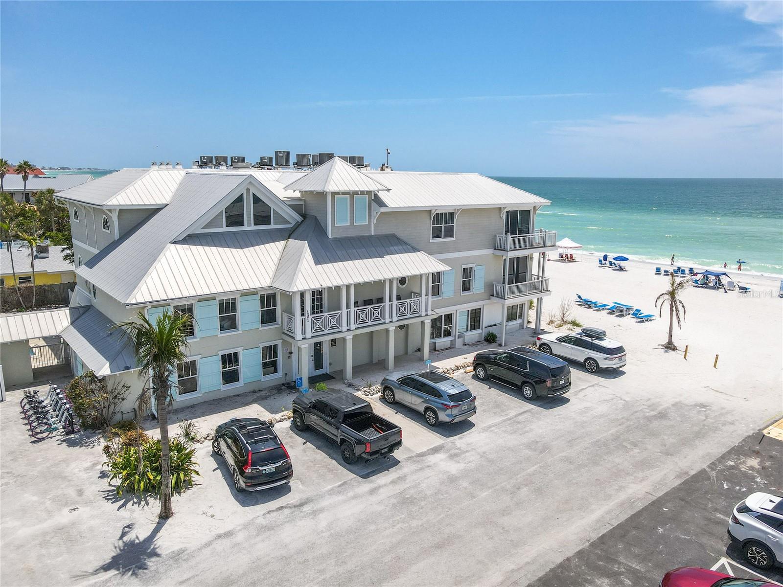 101 66 St, Holmes Beach, FL 34217