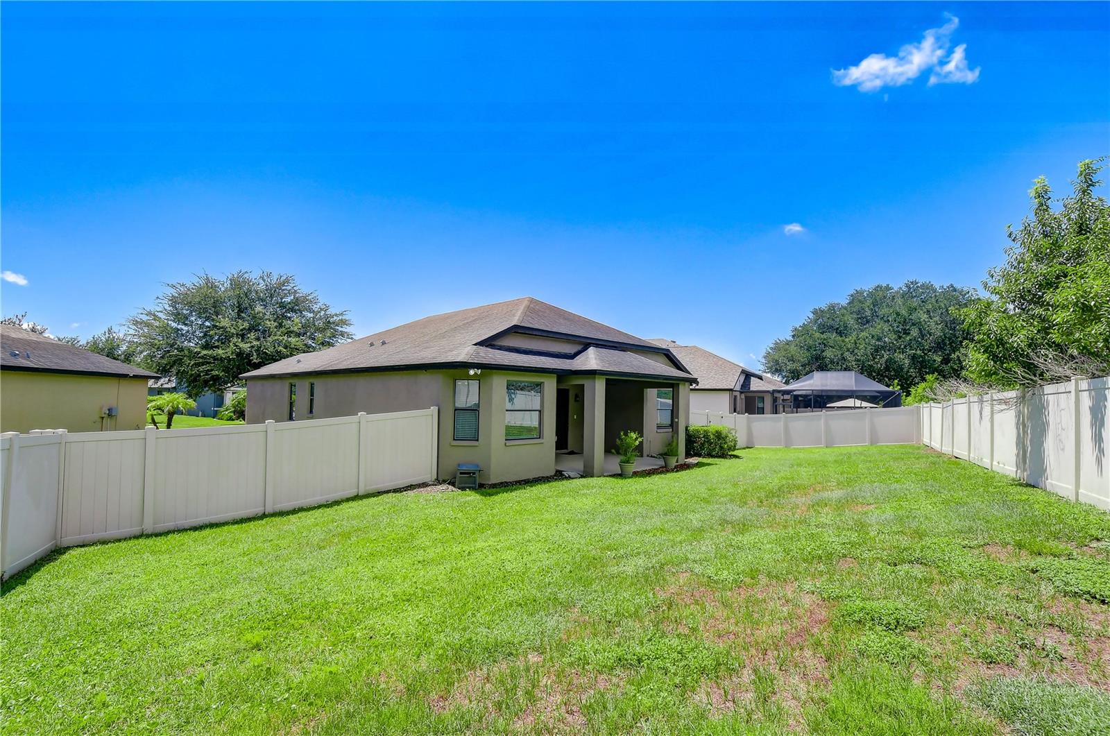 826 Vino Verde Cir, Brandon, FL 33511 photo
