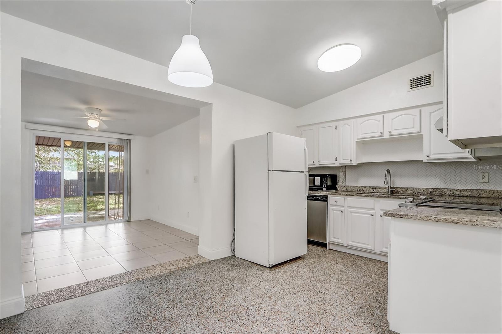 6601 Harvey St, Orlando, FL 32809 photo