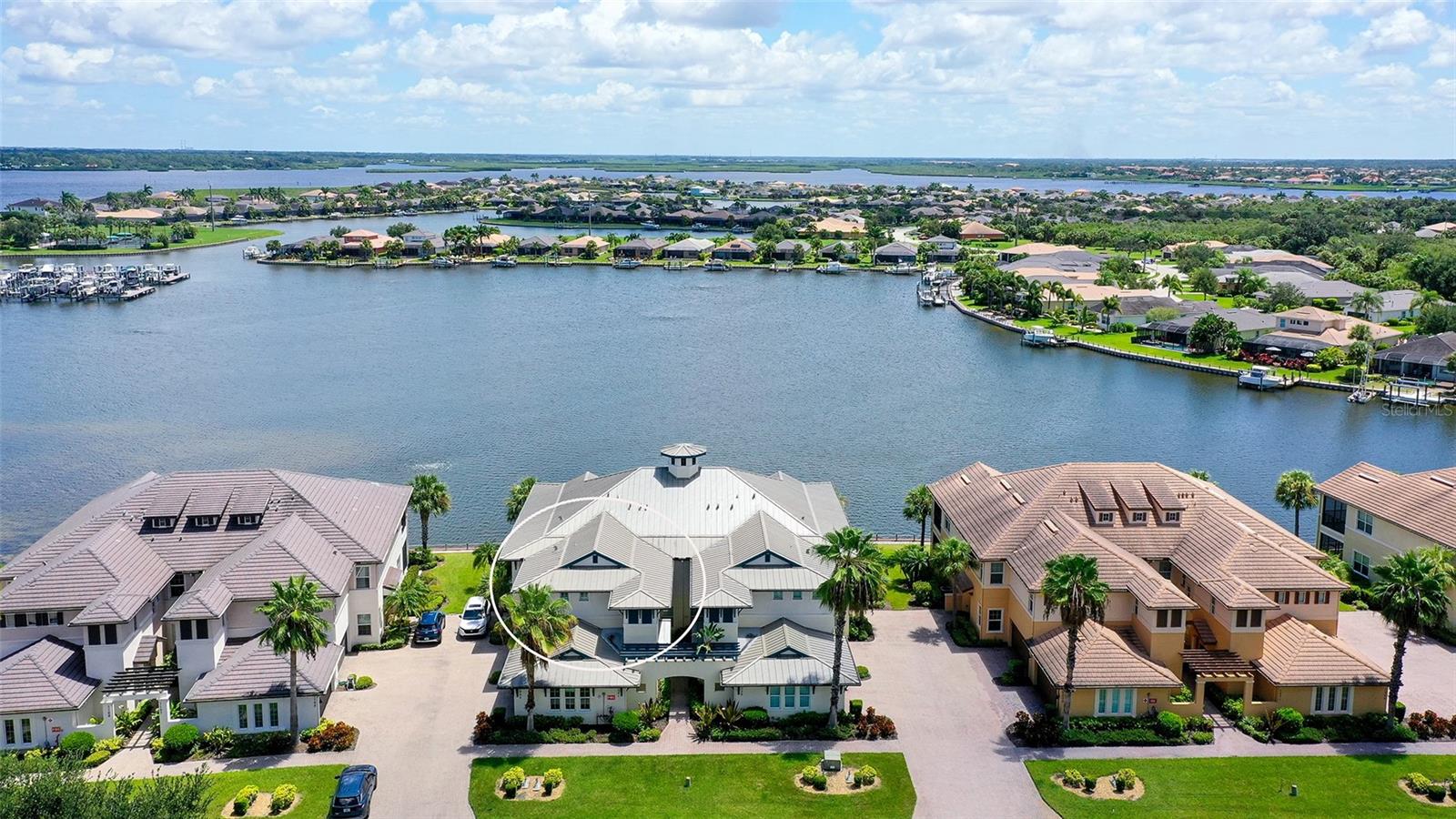 1041 Riverscape St, Bradenton, FL 34208