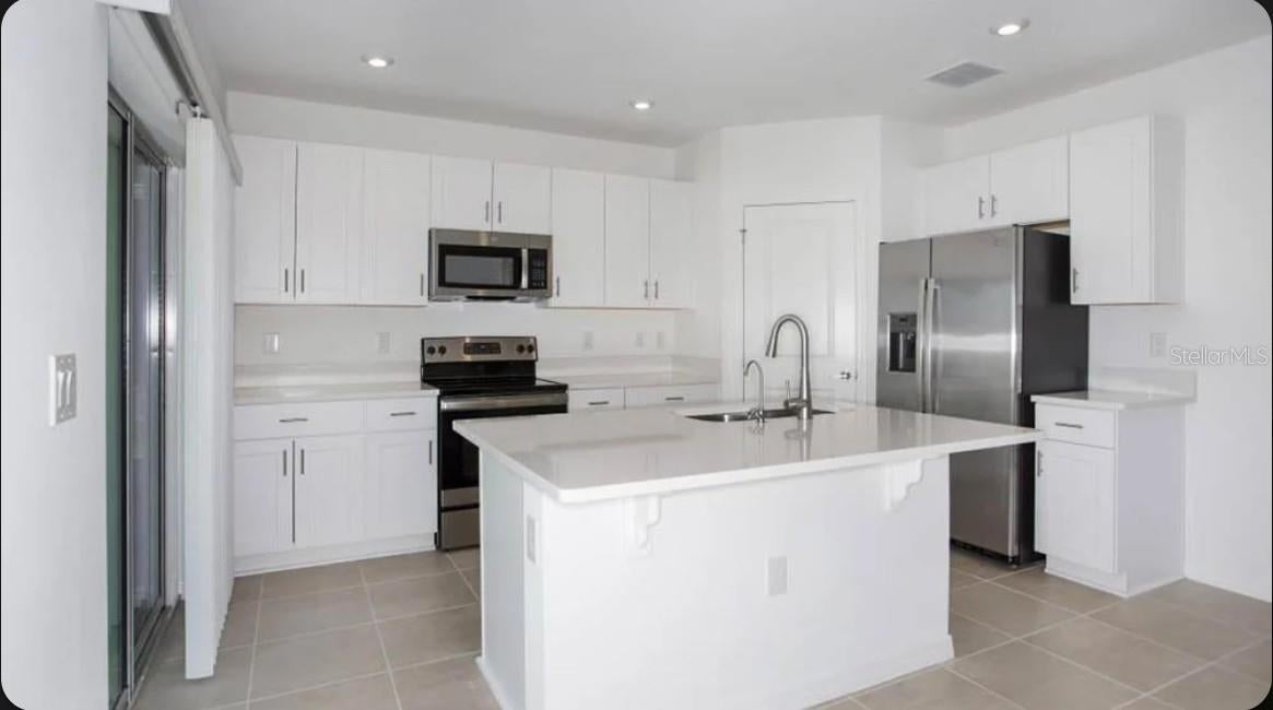 13317 Commons Ave, Parrish, FL 34219 photo