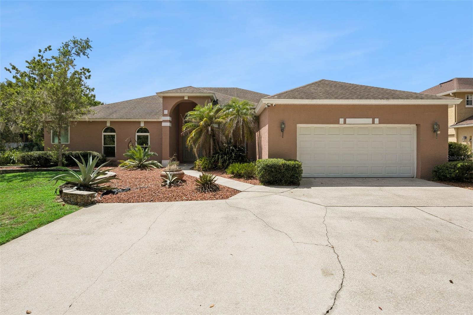 1006 Panther St, Oviedo, FL 32765 photo