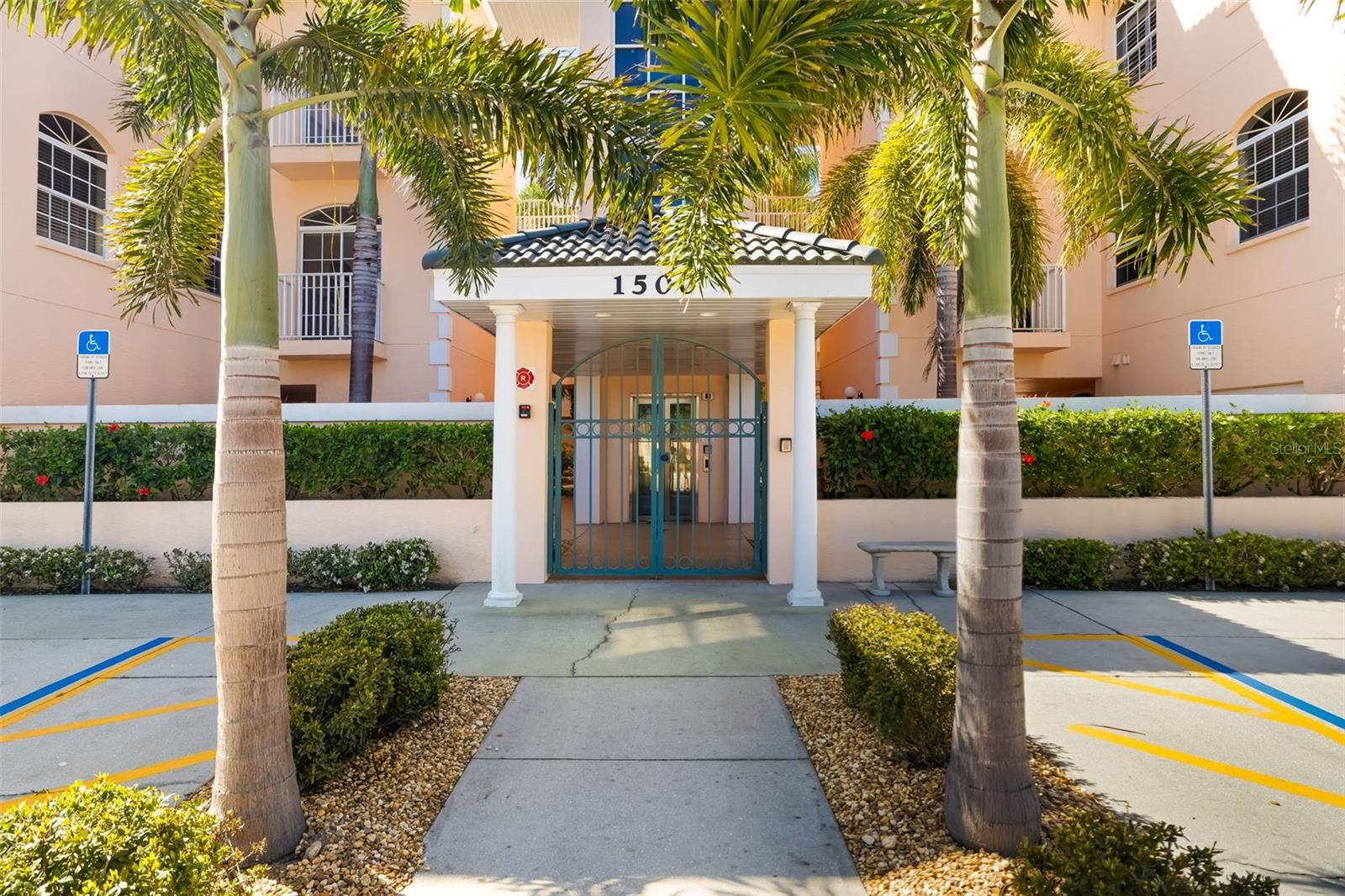 1522 Gondola Park Dr, Venice, FL 34292