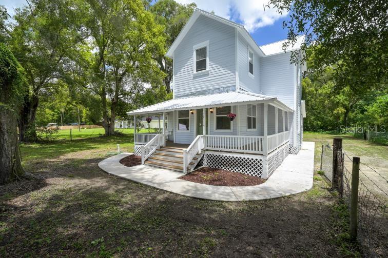37315 Trilby Rd, Dade City, FL 33523 photo