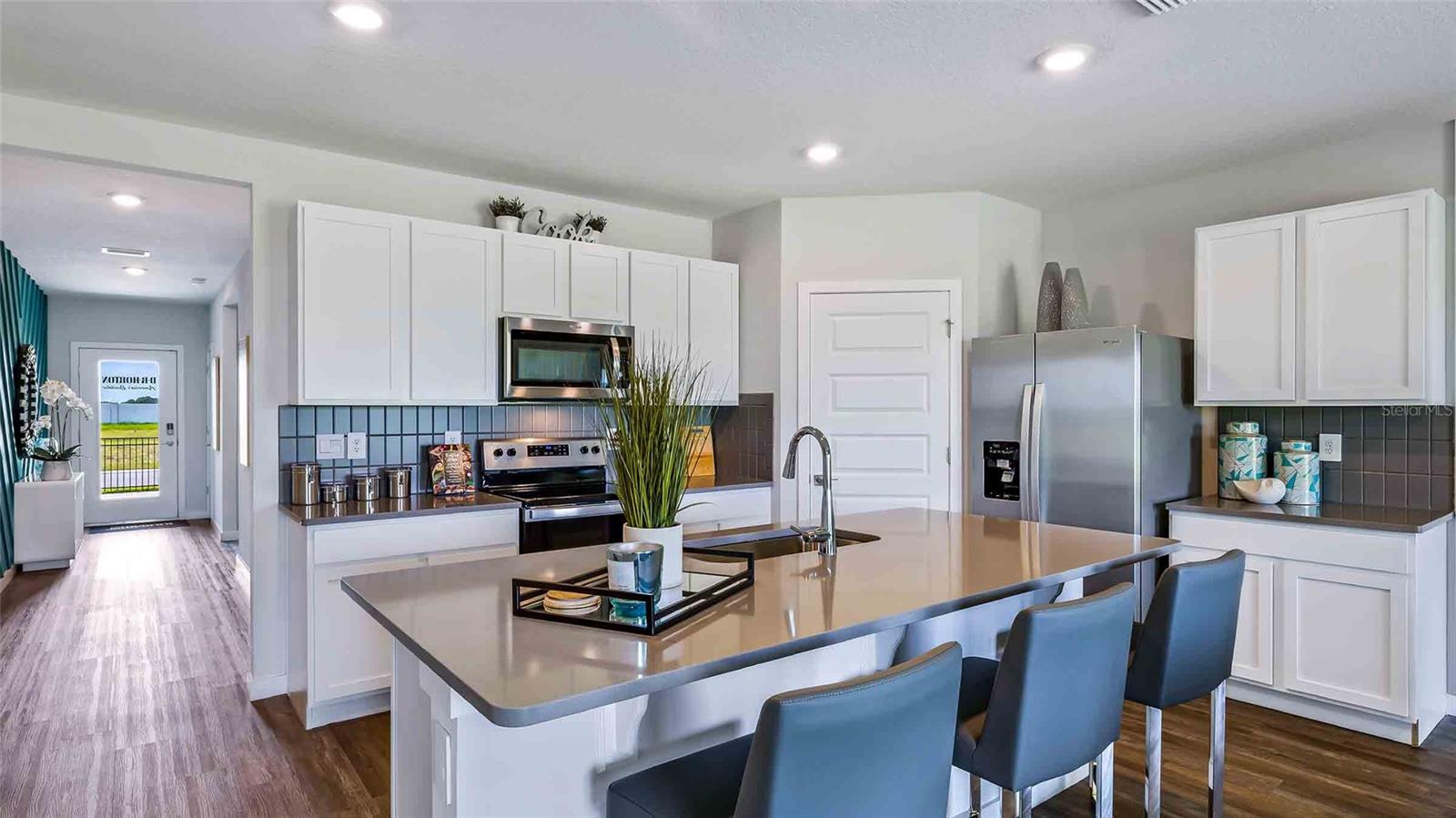 18316 Beehive Terrace, Lakewood Ranch, FL 34211 photo