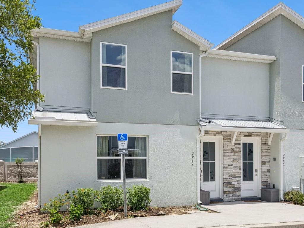 7989 Formosa Valley Pl, Kissimmee, FL 34747 photo