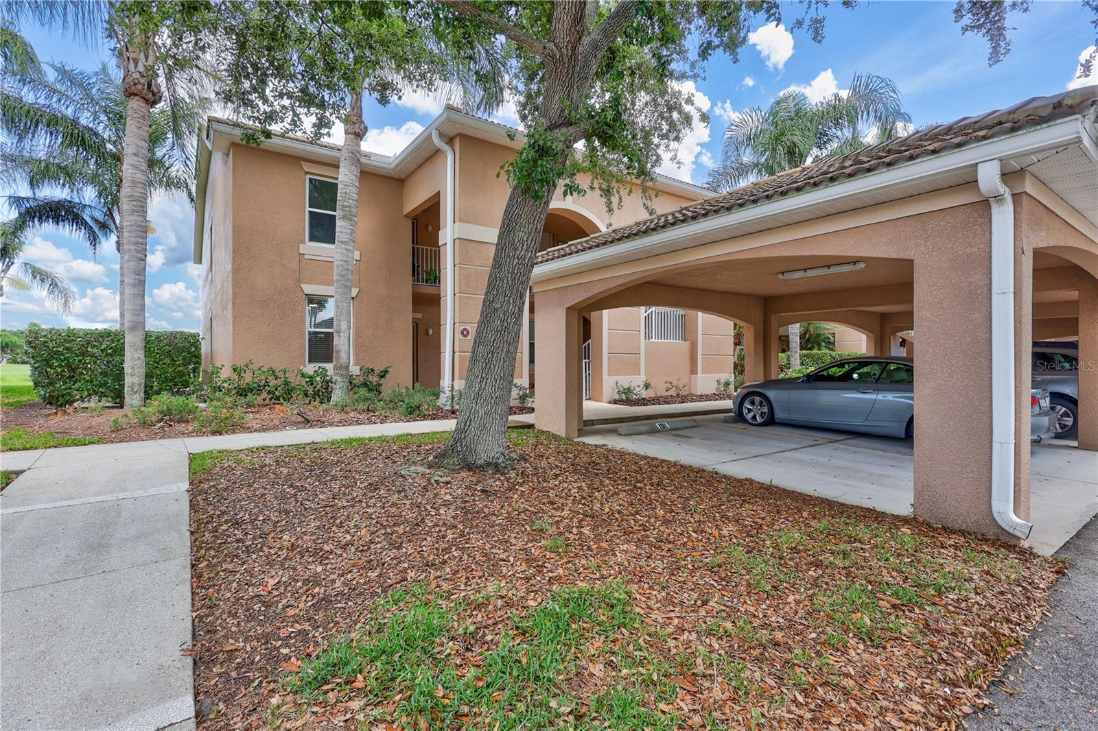 915 Fairwaycove Ln #101, Bradenton, FL 34212 photo