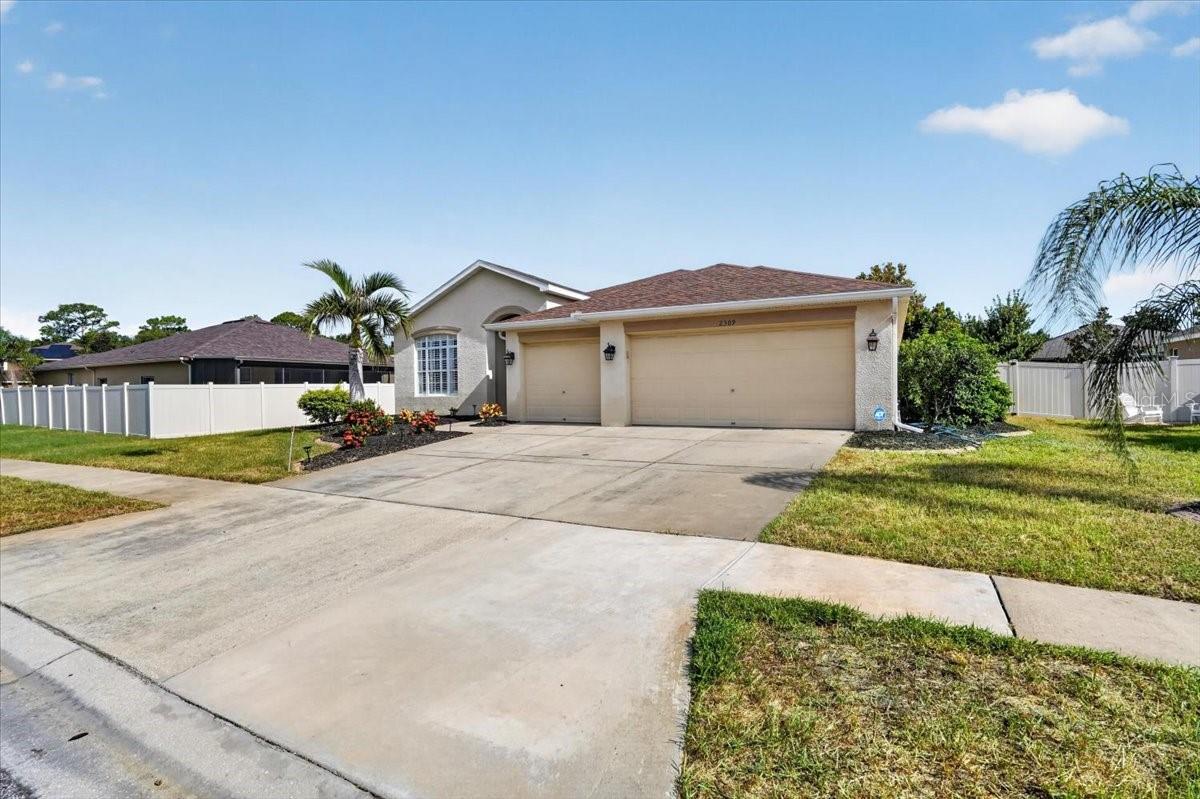 2309 Swordfish Ave, Holiday, FL 34691 photo