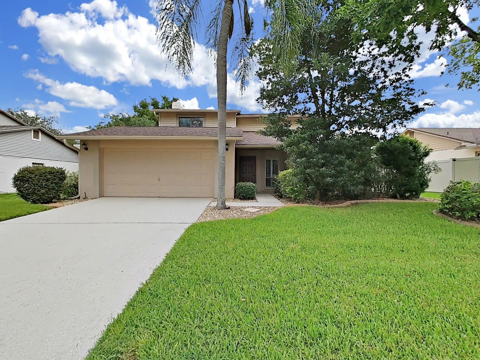 1367 Corner Oaks Dr, Brandon, FL 33510 photo