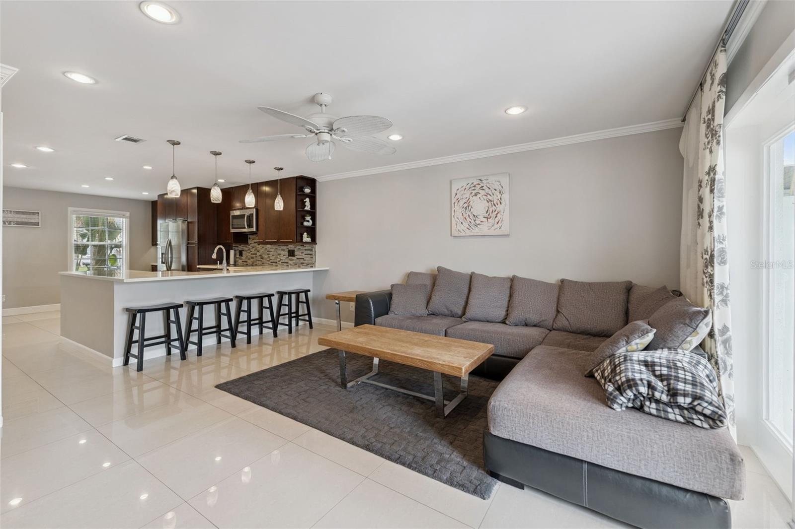 4779 Coquina Key Dr, Saint Petersburg, FL 33705 photo