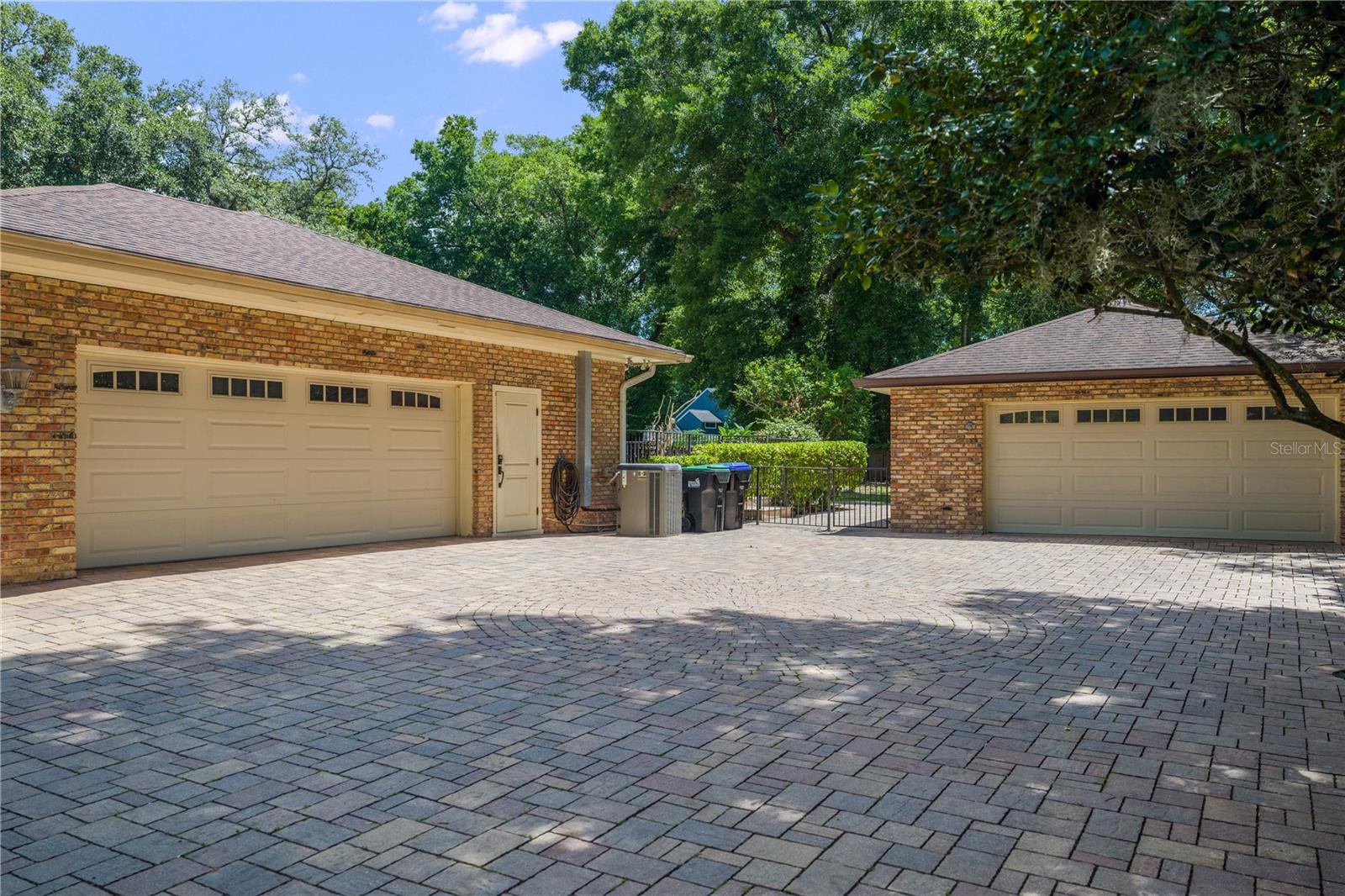 2009 Woody Dr, Windermere, FL 34786 photo