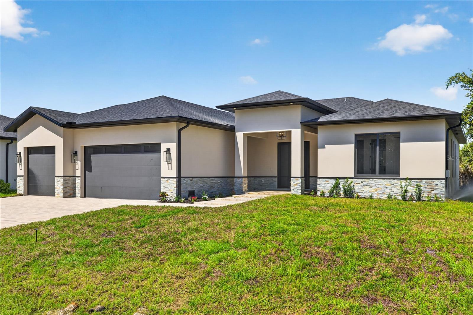 9668 President Cir, Port Charlotte, FL 33981 photo