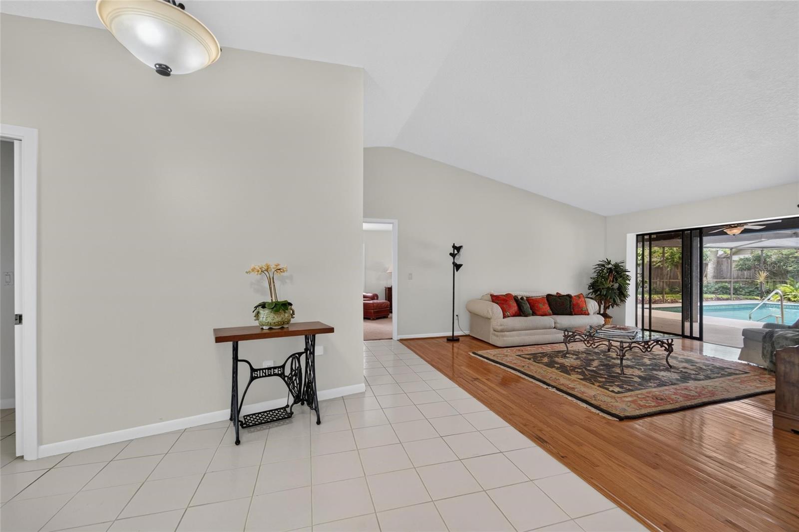 14015 Shady Shores Dr, Tampa, FL 33613 photo