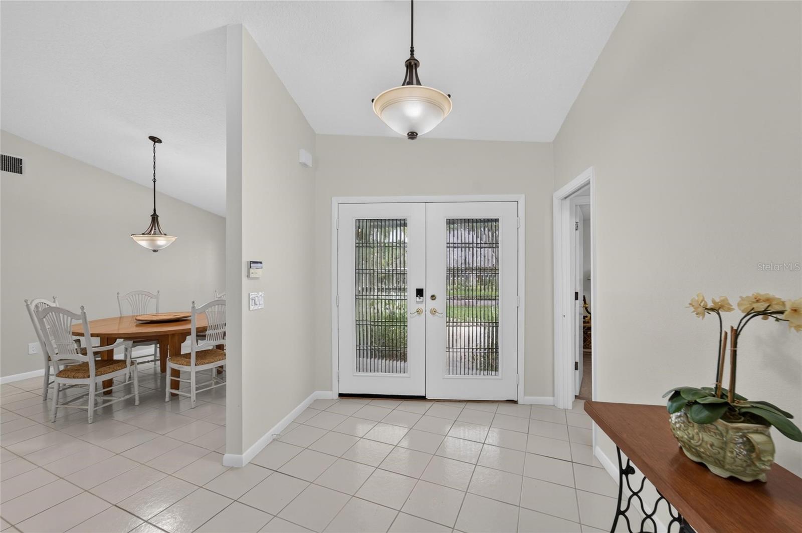 14015 Shady Shores Dr, Tampa, FL 33613 photo