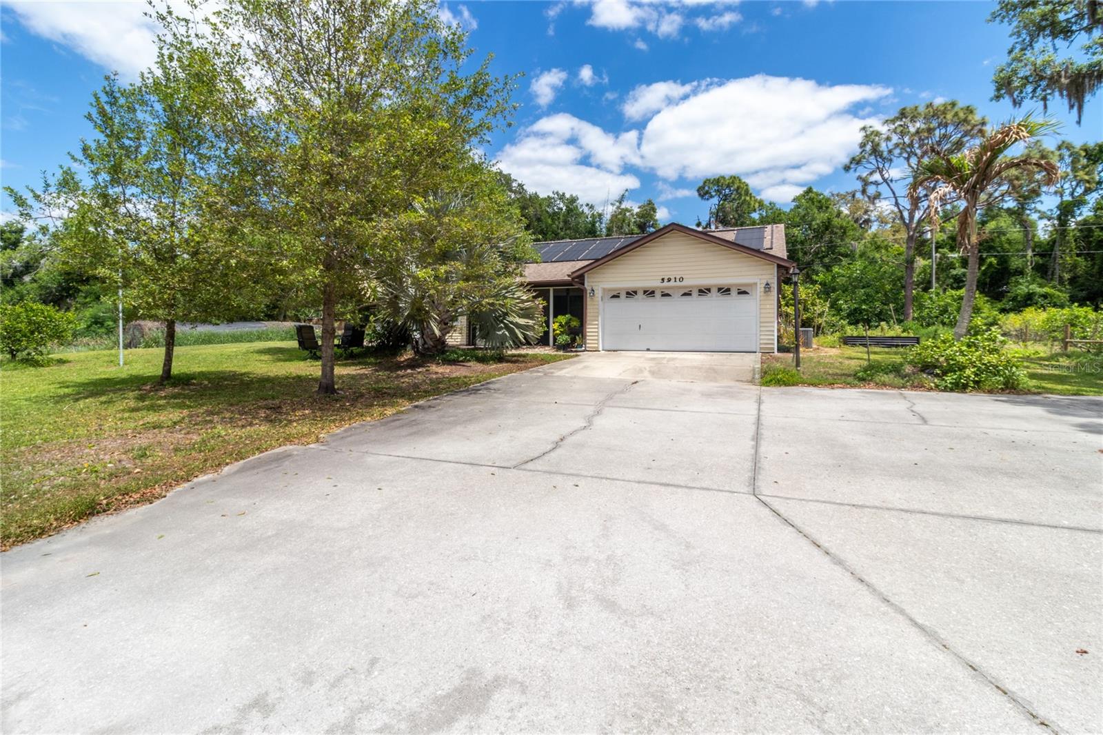 5910 Bella Rd, Parrish, FL 34219 photo