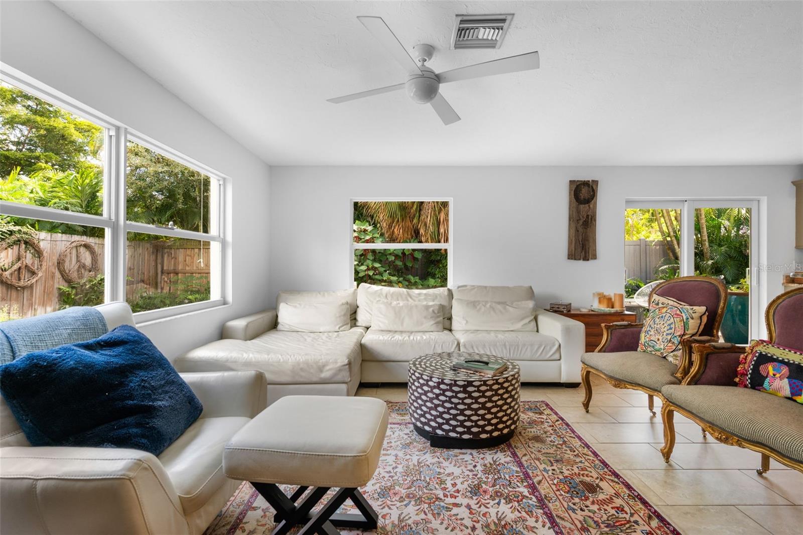 1750 Alta Vista St, Sarasota, FL 34236 photo