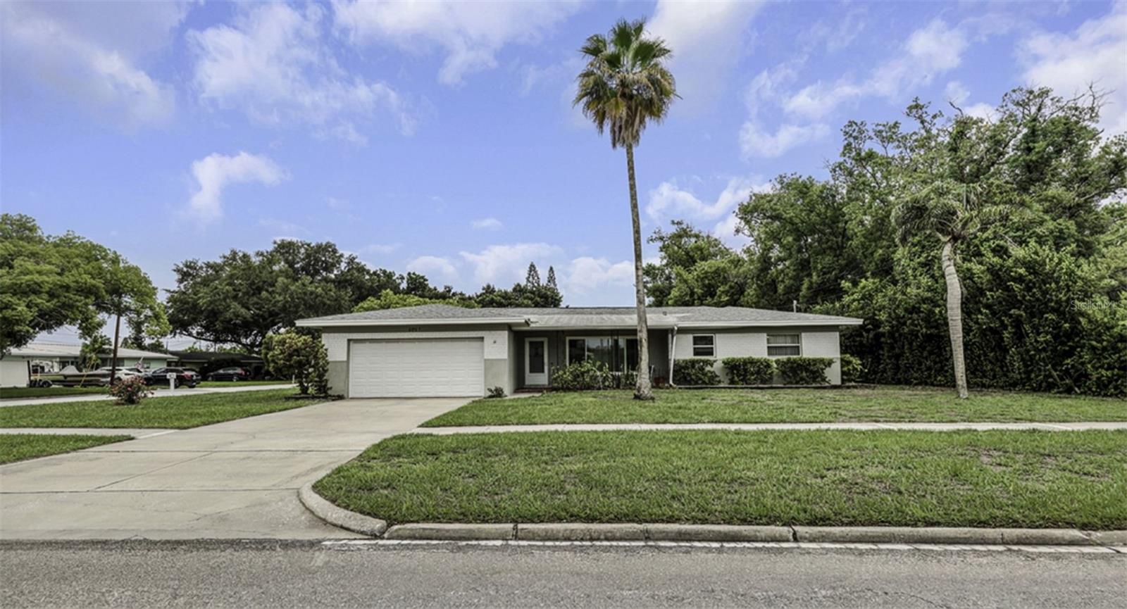 2077 Druid Rd, Clearwater, FL 33764 photo