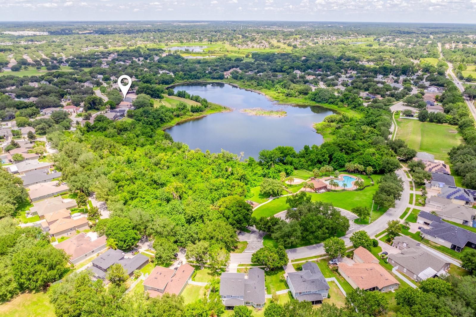 825 Parkside Pointe Blvd, Apopka, FL 32712 photo