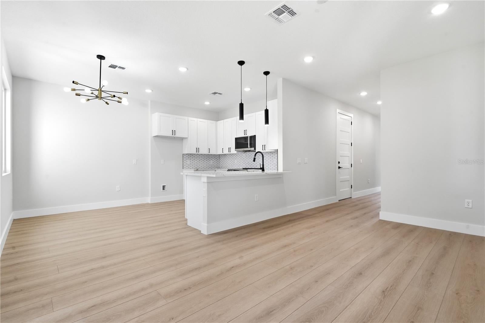 1236 Virginia Dr, Orlando, FL 32803 photo